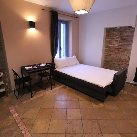 Apartman Super Studio 1min, Monaco, Bnbrickeys